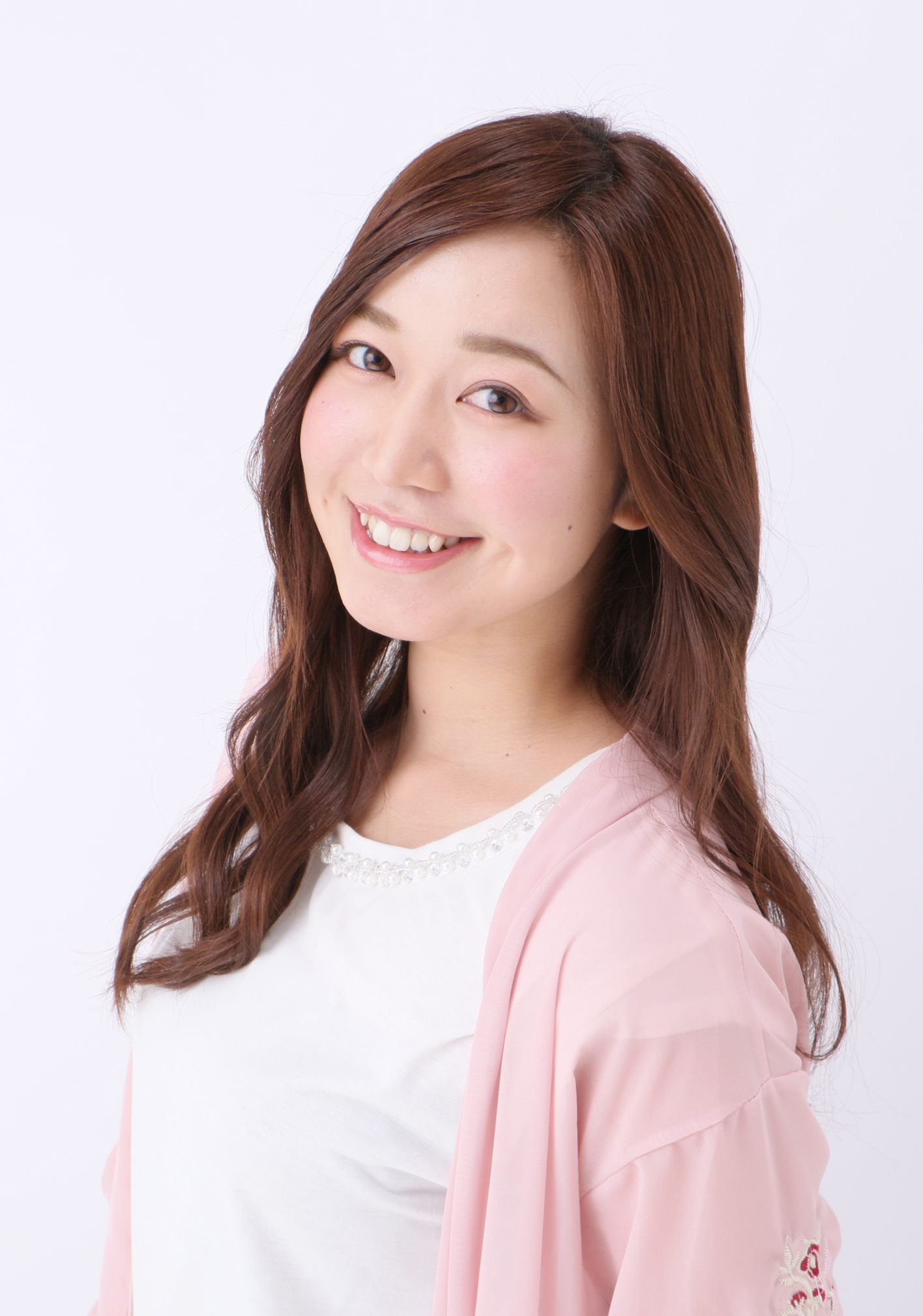 上品なファッション 高井泉帆 ＠FM80.7 4月～ 平日の朝番組 新パーソナリティーに タレント・お笑い芸人